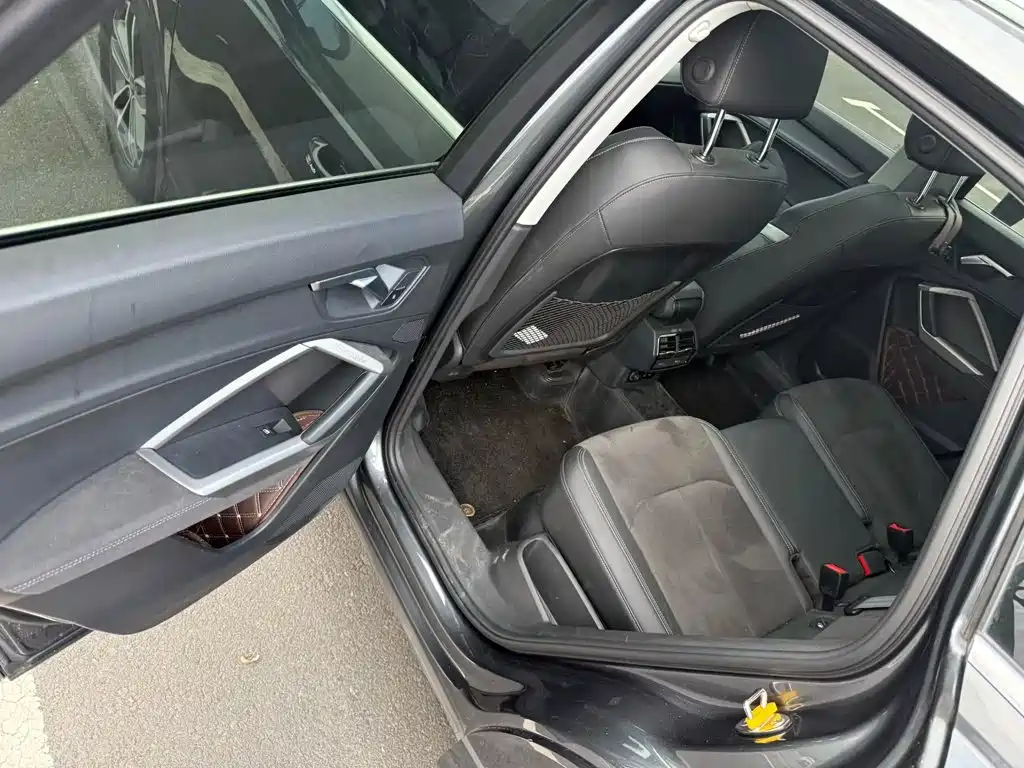 Audi Q3, фото 8