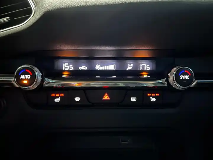 Mazda CX-30, фото 14