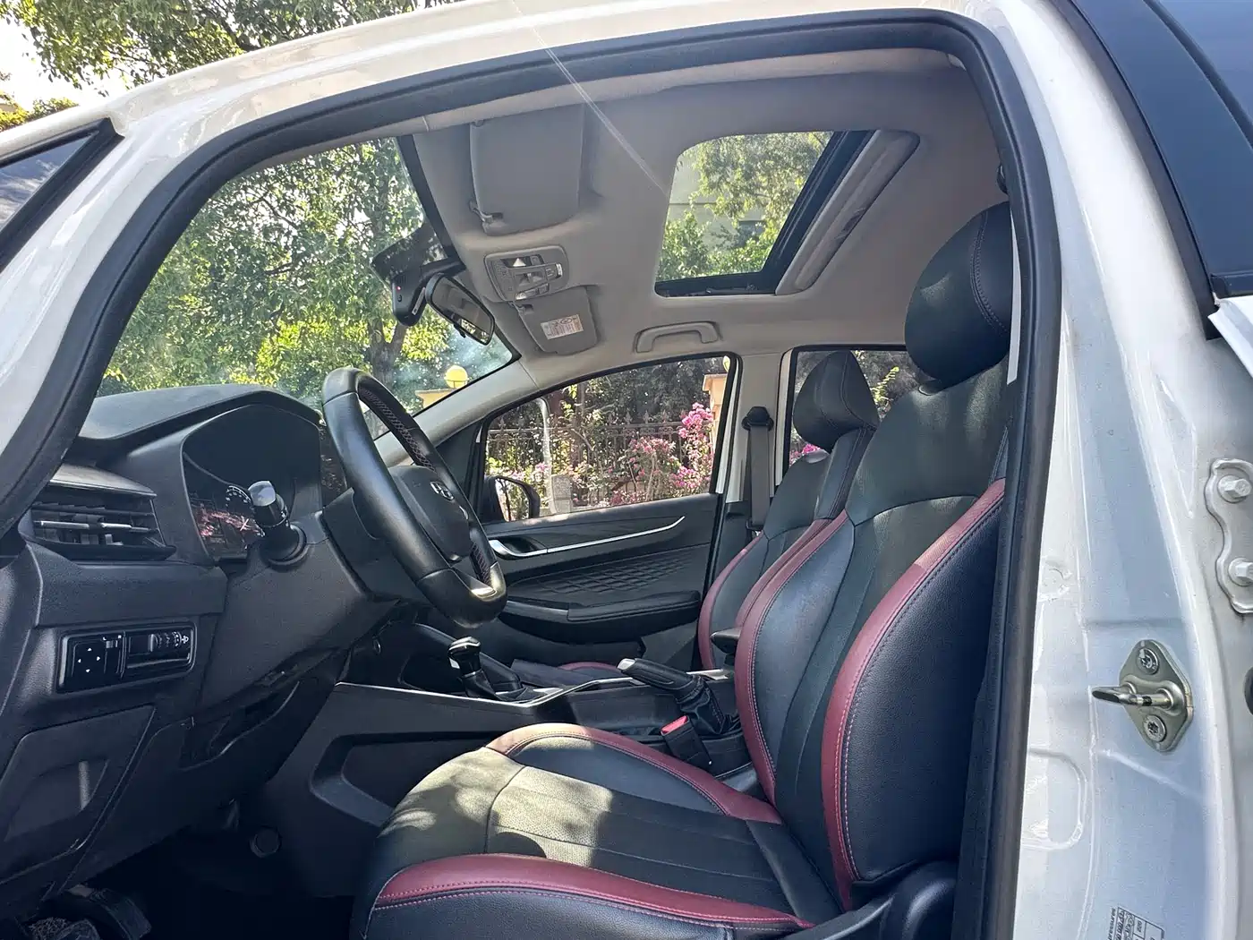 Geely Vision X3, фото 3
