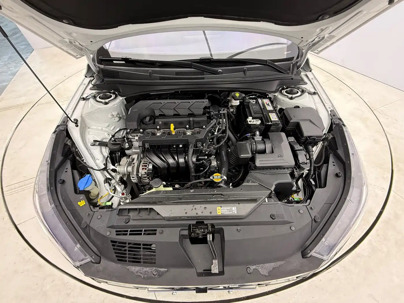 Hyundai Elantra, фото 12
