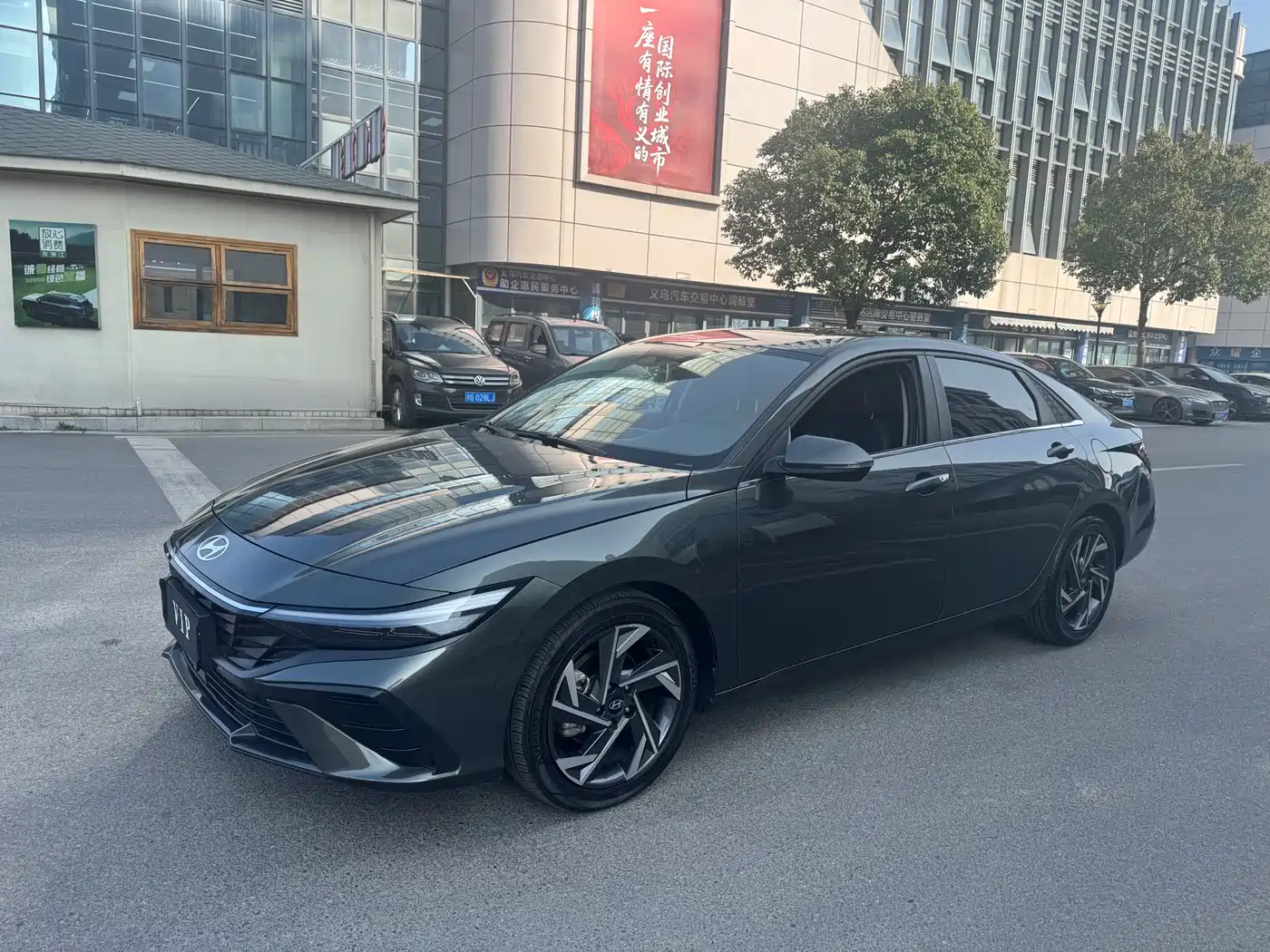 Hyundai Elantra, фото 1
