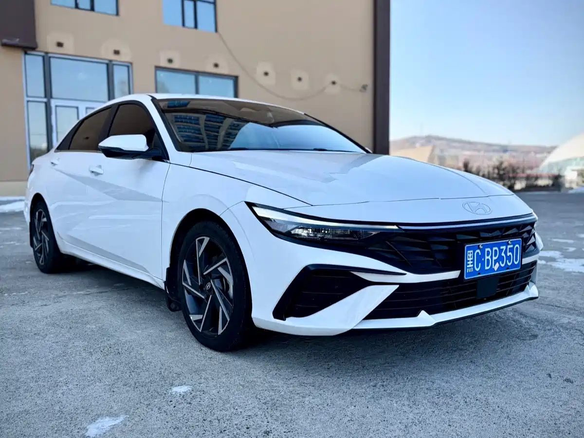 Hyundai Elantra, фото 13