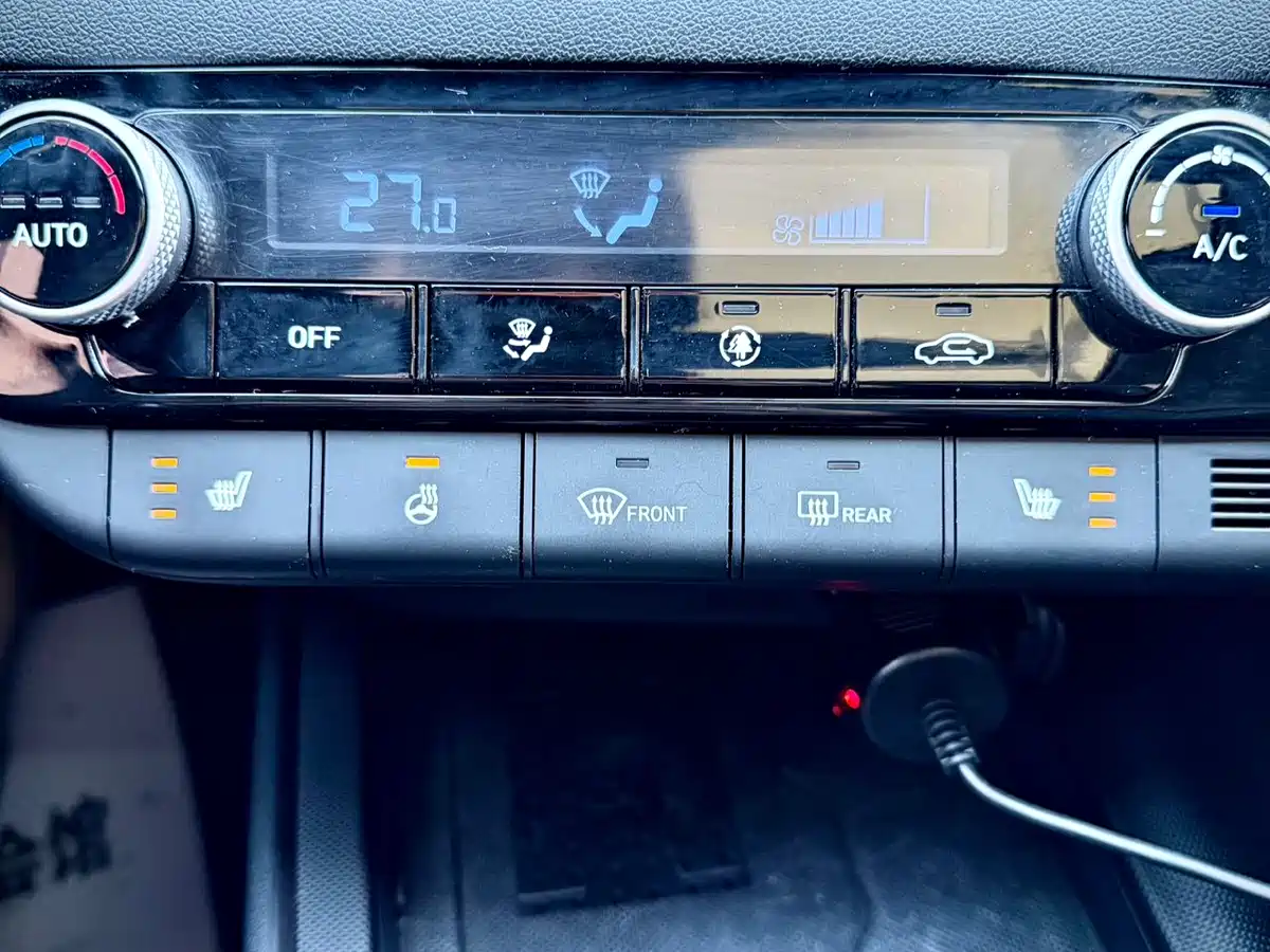 Hyundai Elantra, фото 17