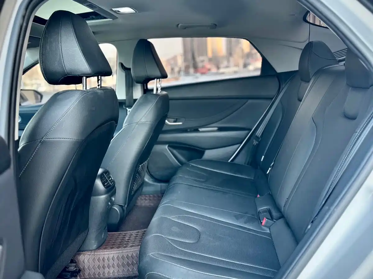 Hyundai Elantra, фото 3