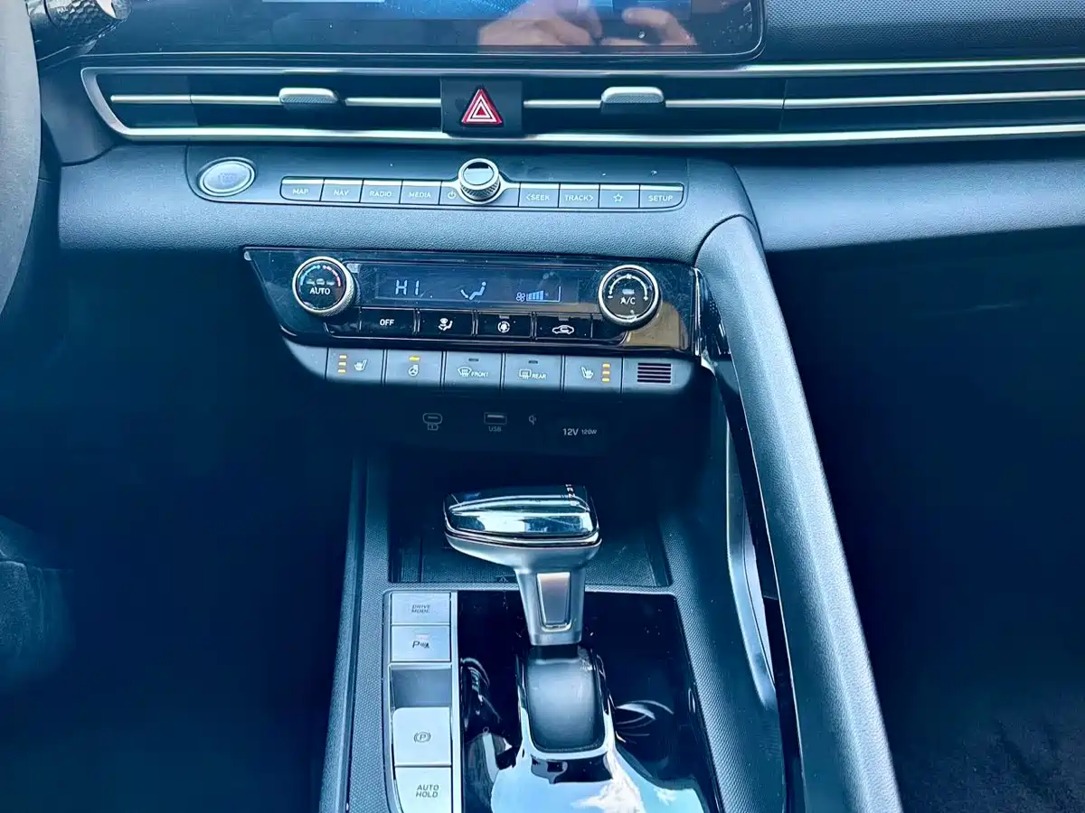 Hyundai Elantra, фото 14