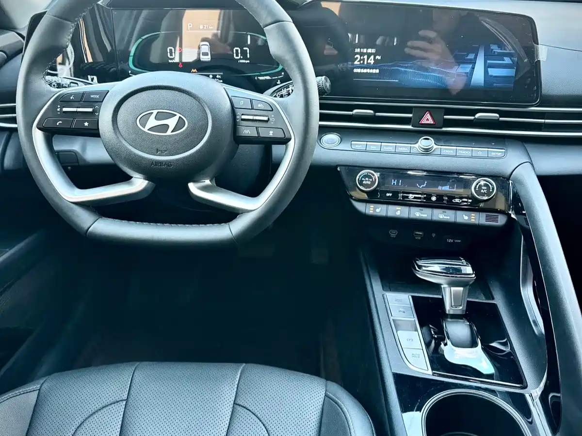 Hyundai Elantra, фото 16