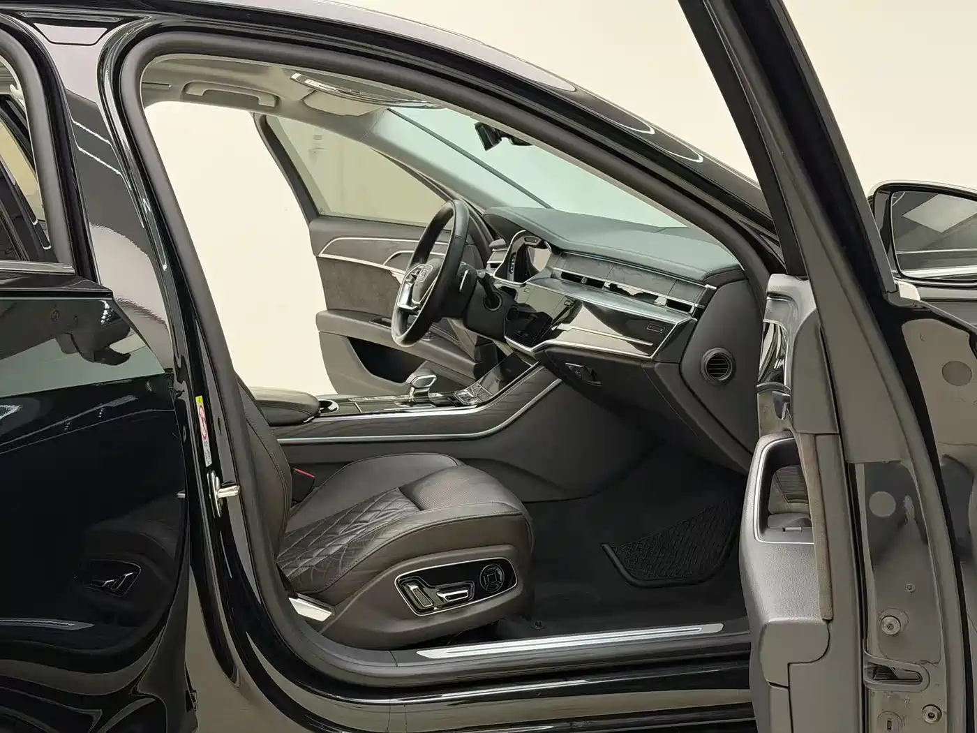Audi A8, фото 6