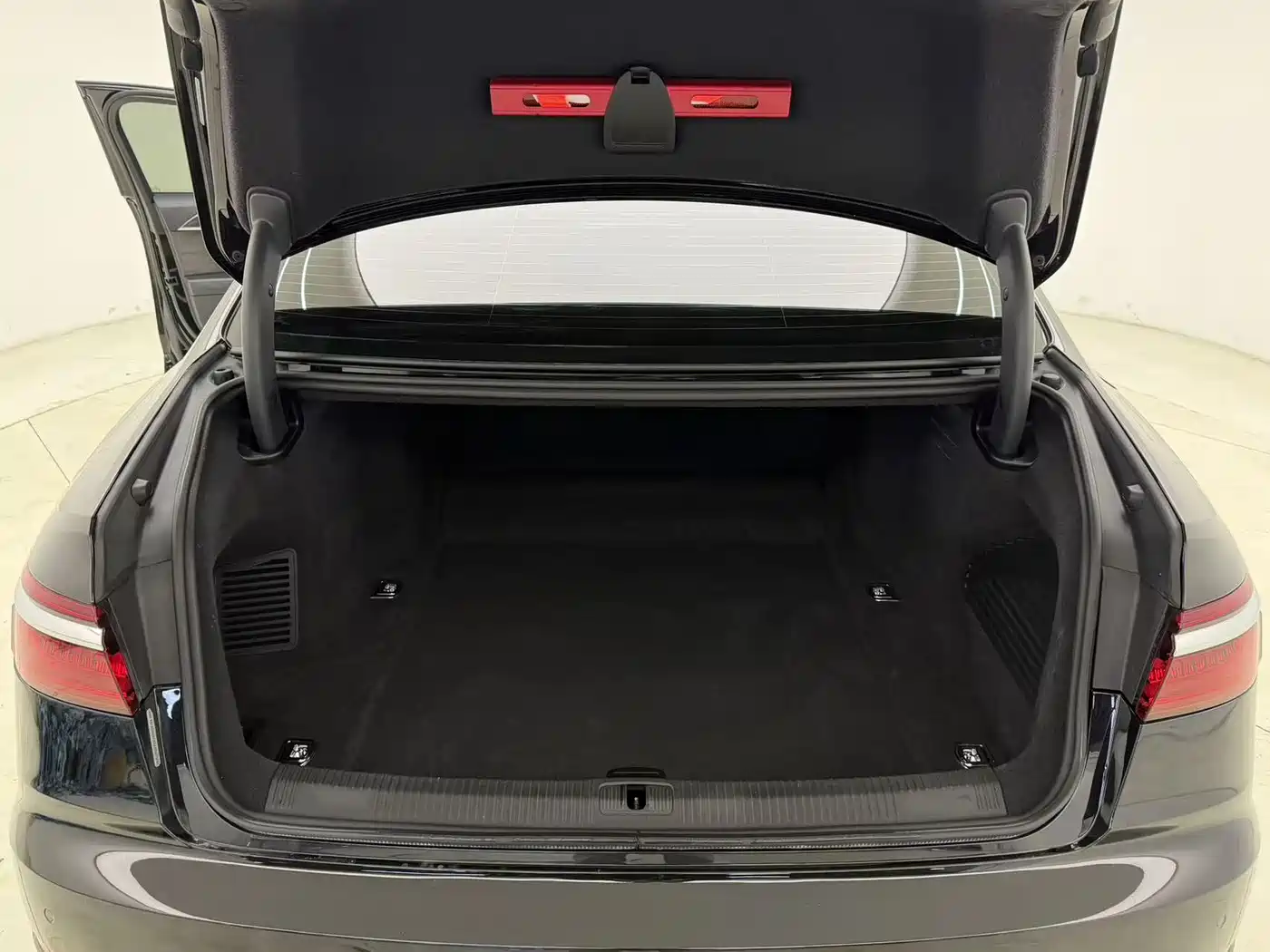 Audi A8, фото 12