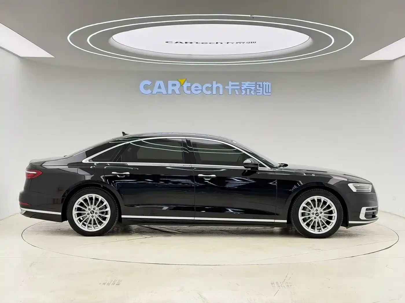 Audi A8, фото 20