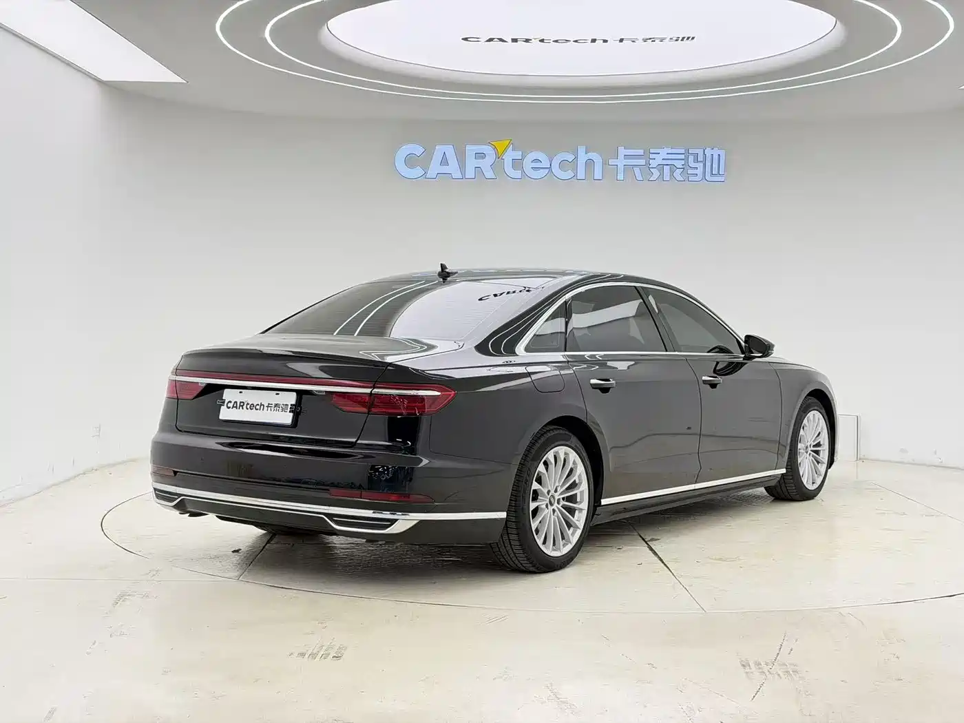 Audi A8, фото 23