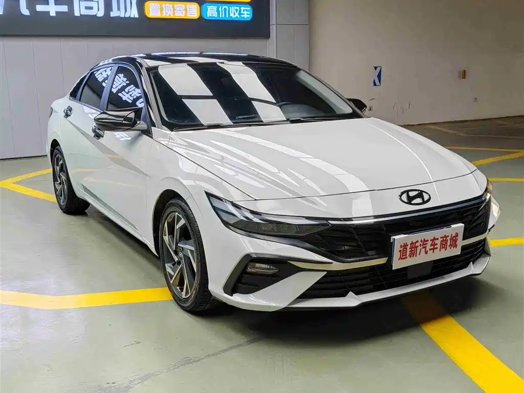 Hyundai Elantra, фото 3