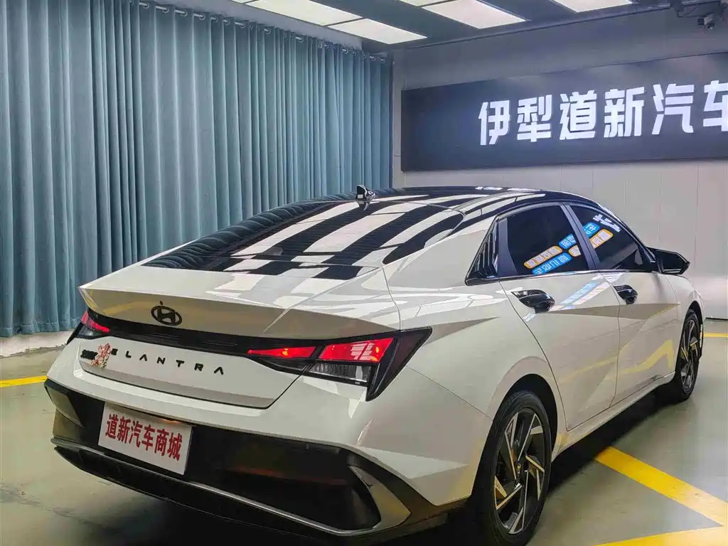Hyundai Elantra, фото 7