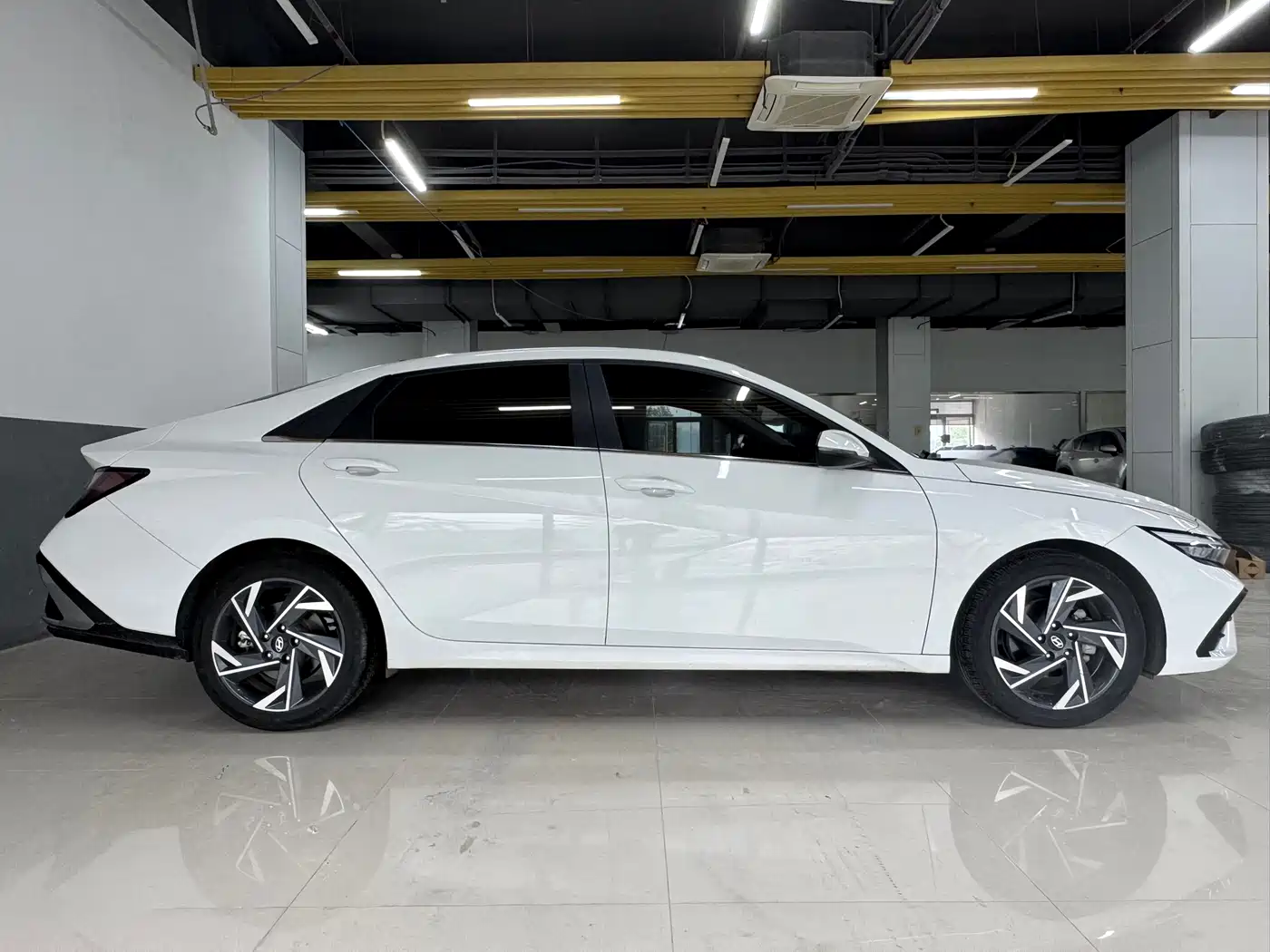 Hyundai Elantra, фото 23