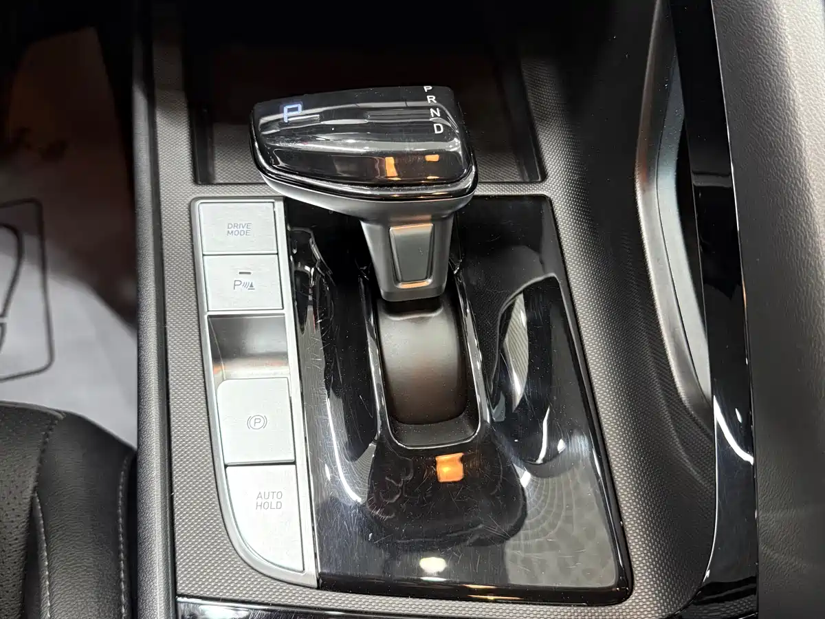 Hyundai Elantra, фото 9