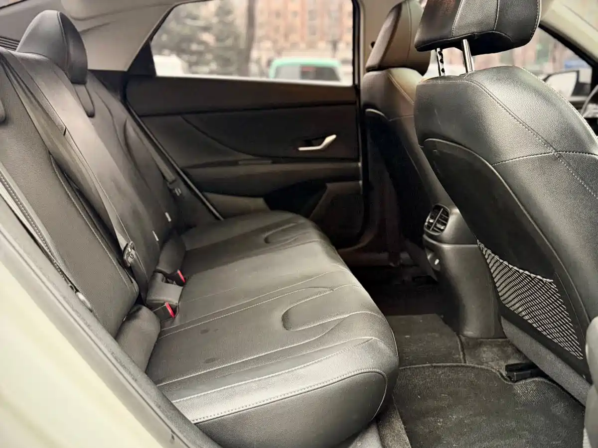 Hyundai Elantra, фото 4