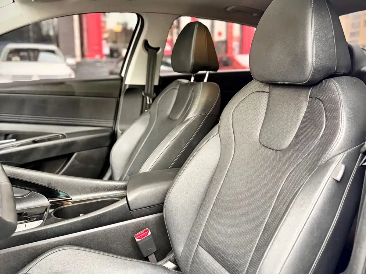 Hyundai Elantra, фото 9