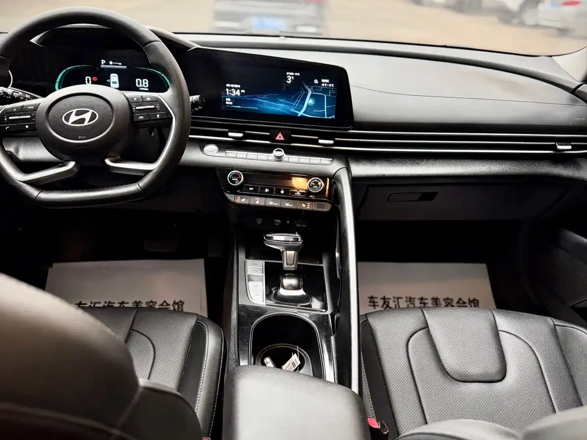 Hyundai Elantra, фото 15