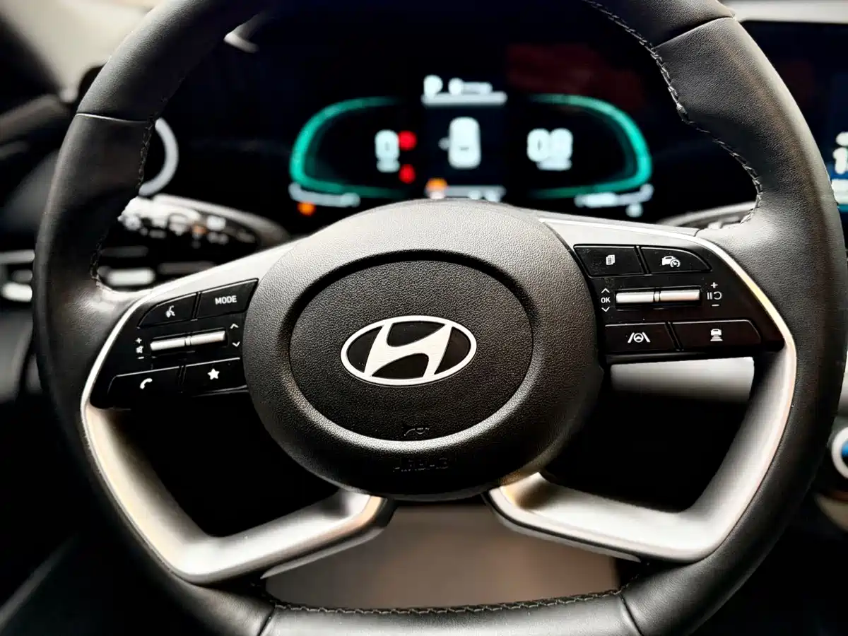 Hyundai Elantra, фото 16