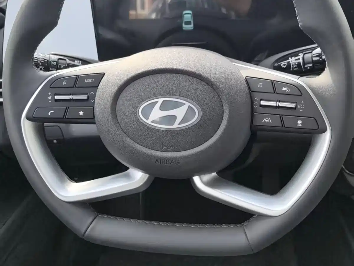 Hyundai Elantra, фото 3