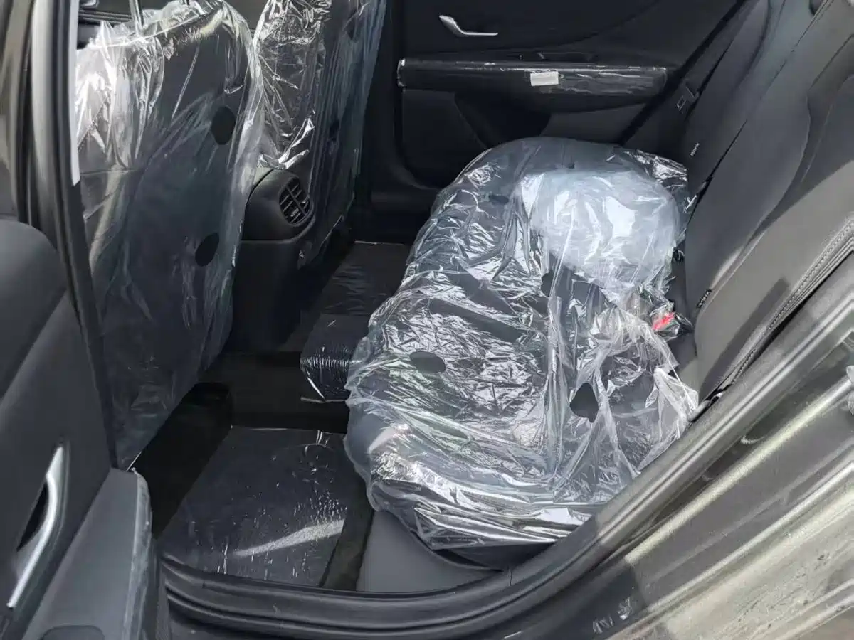 Hyundai Elantra, фото 11