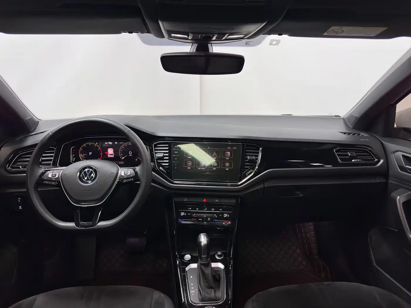 Volkswagen T-ROC, фото 22