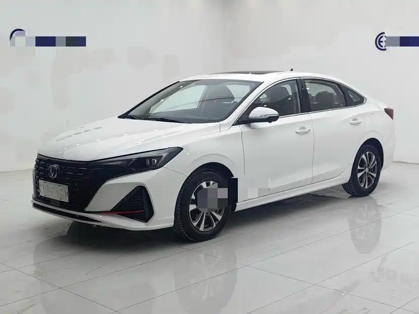 Changan Eado, фото 1