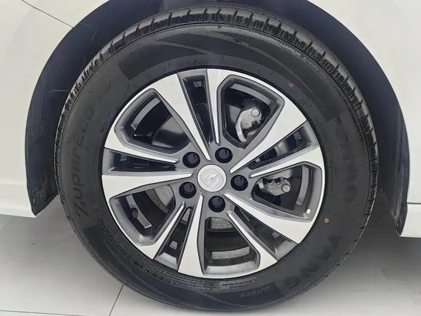 Changan Eado, фото 4