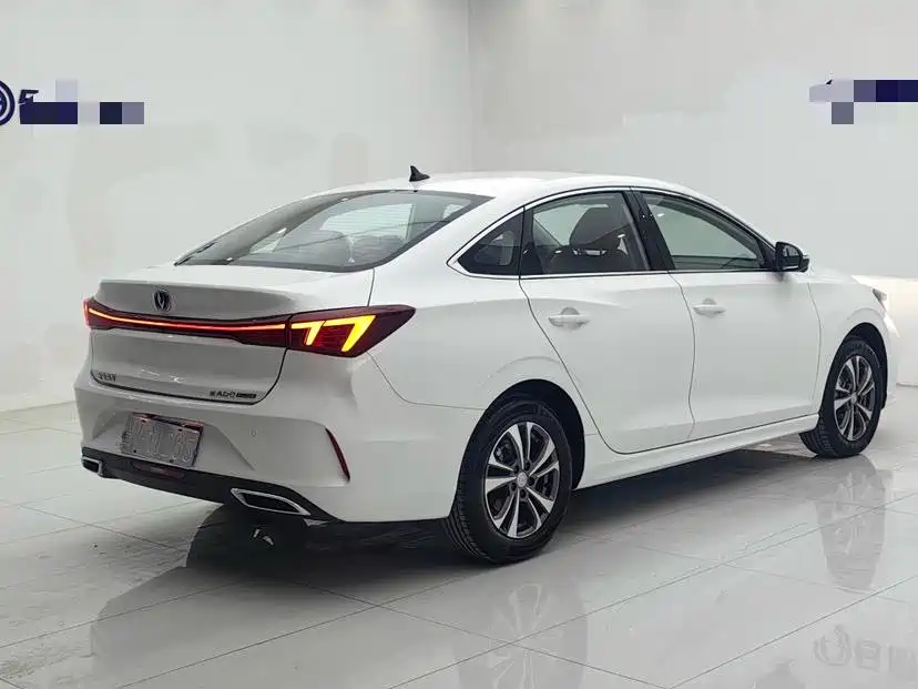 Changan Eado, фото 6