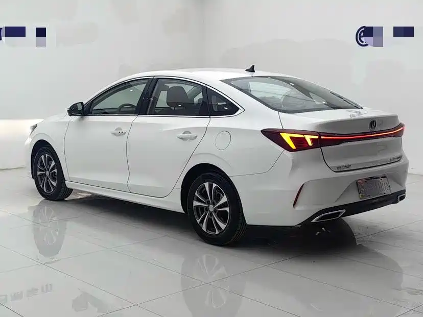 Changan Eado, фото 8