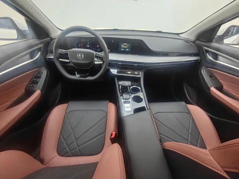 Changan Eado, фото 9
