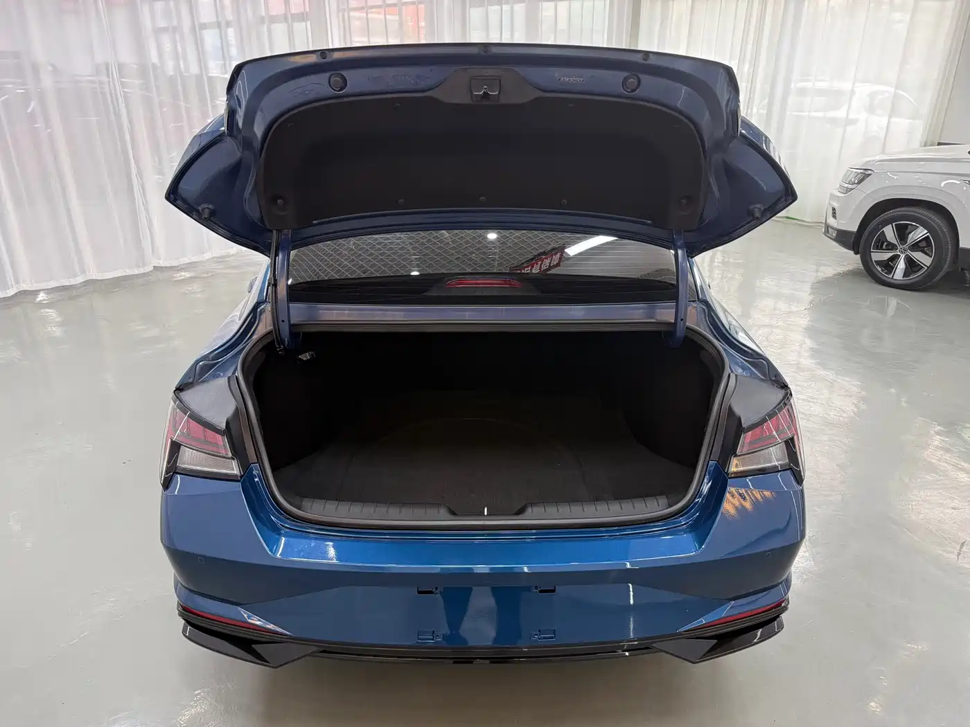 Hyundai Elantra, фото 19