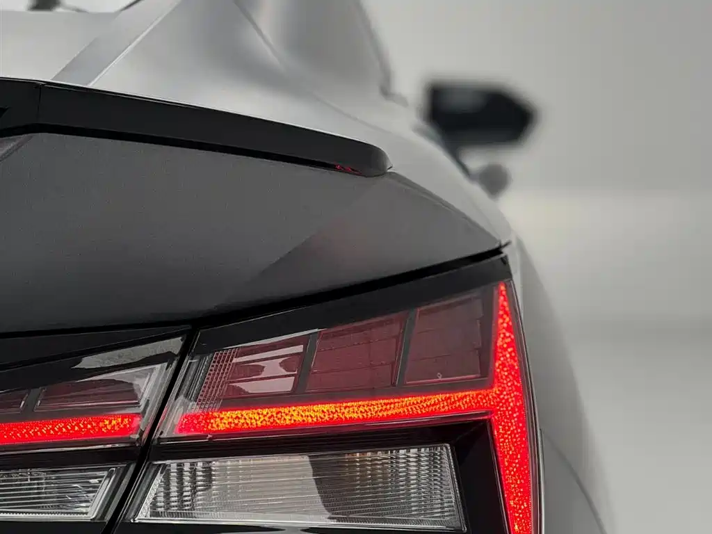 Hyundai Elantra, фото 3