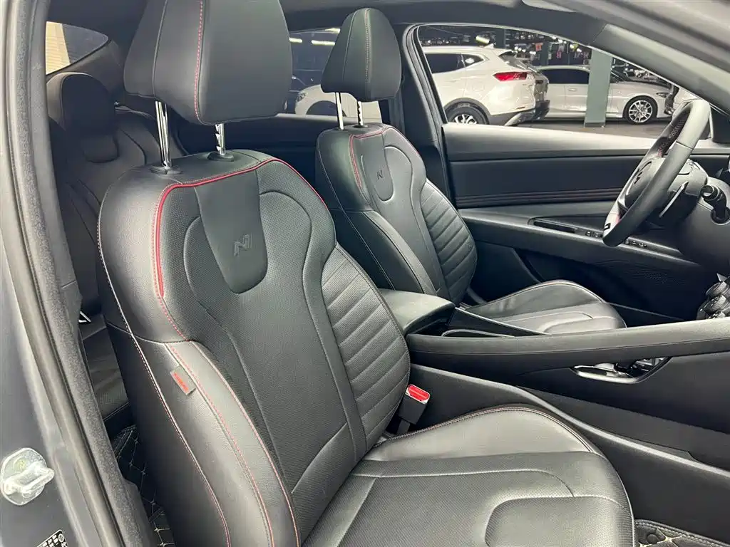 Hyundai Elantra, фото 5