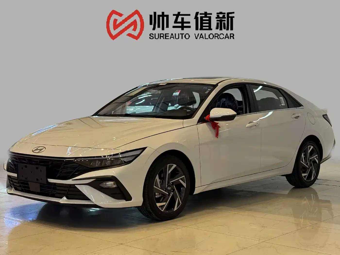 Hyundai Elantra, фото 1