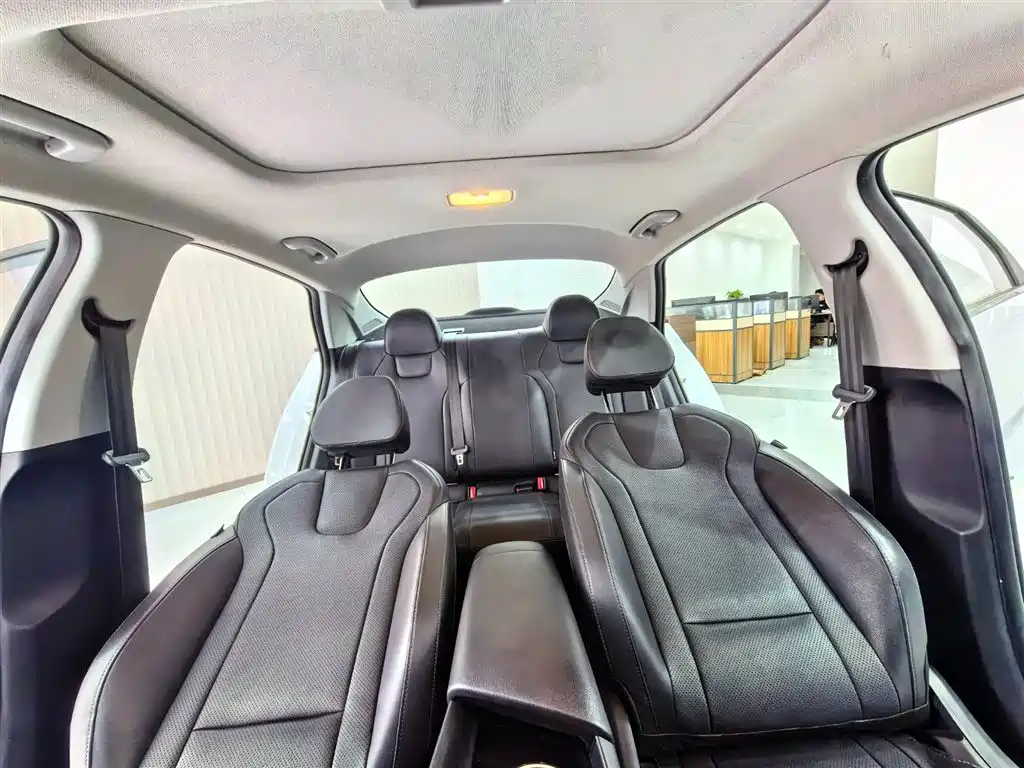 Hyundai Elantra, фото 7