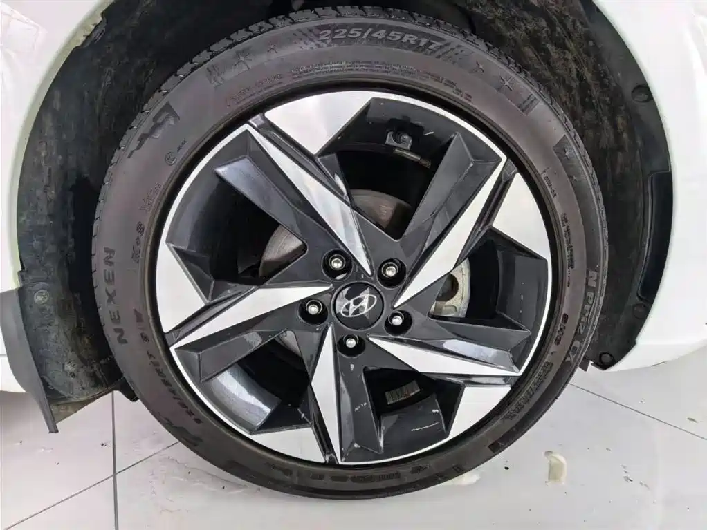 Hyundai Elantra, фото 10