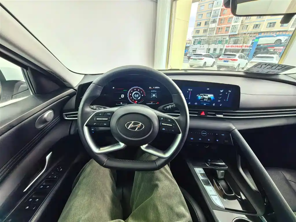 Hyundai Elantra, фото 21
