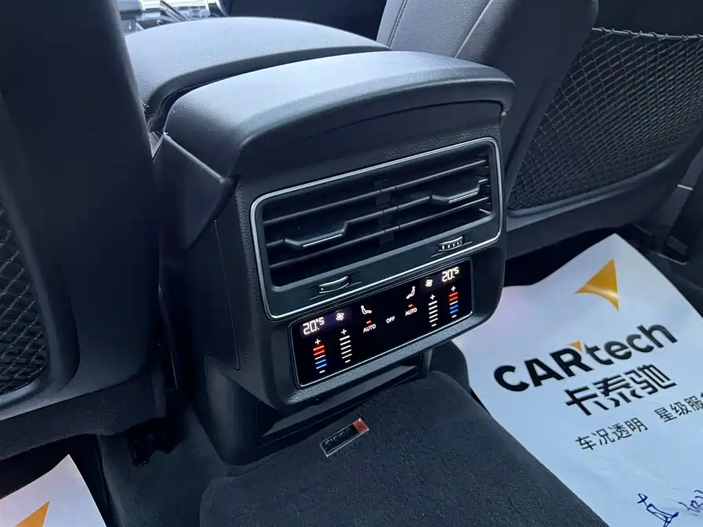 Audi Q7, фото 17