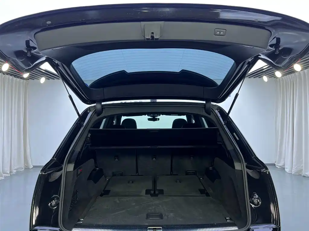 Audi Q7, фото 23