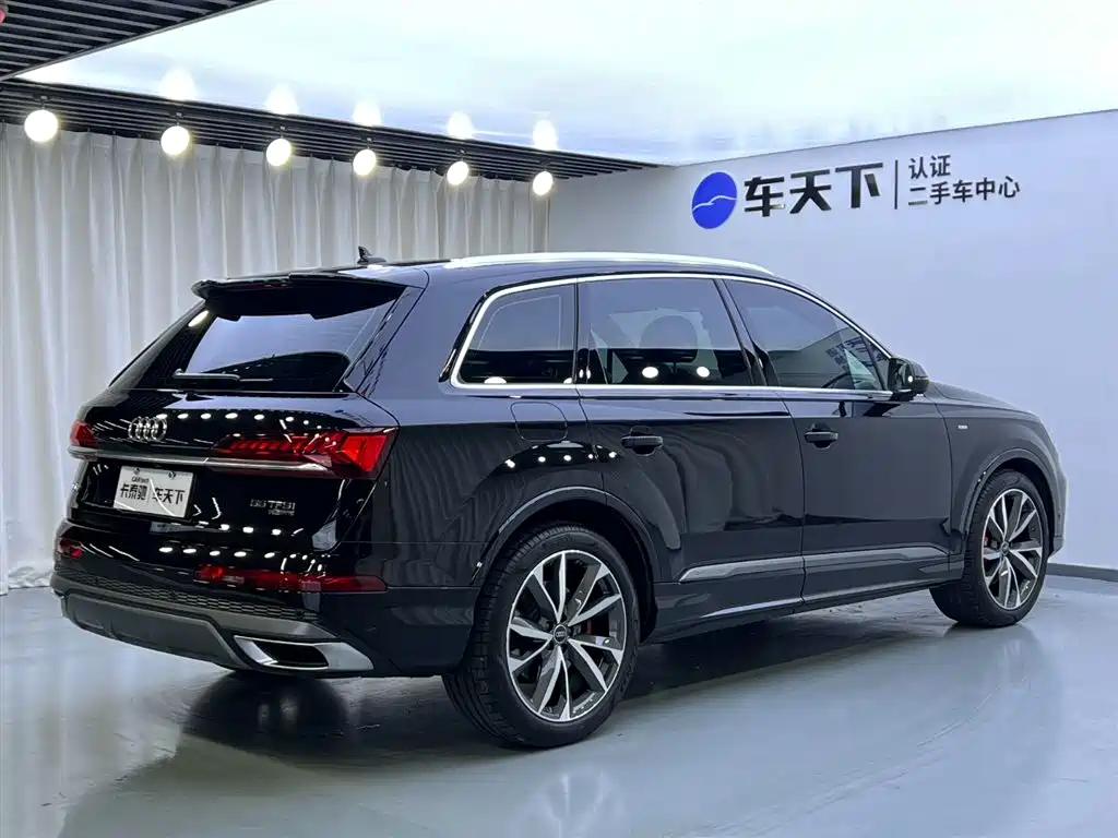 Audi Q7, фото 25