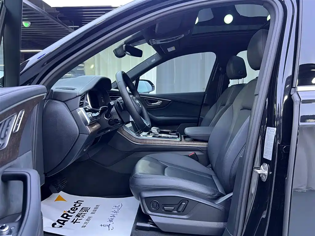 Audi Q7, фото 27
