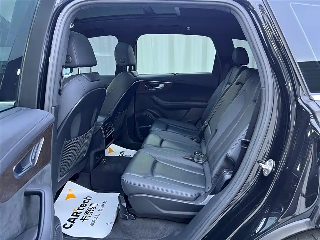 Audi Q7, фото 28