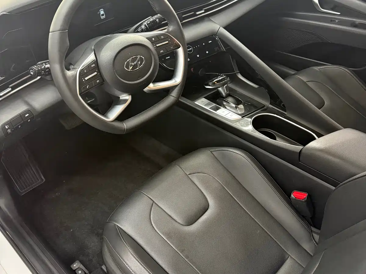 Hyundai Elantra, фото 5