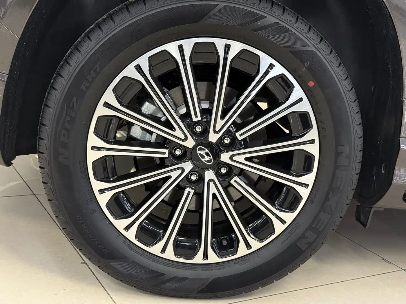 Hyundai Custo, фото 14
