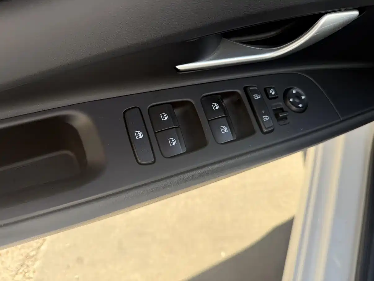 Hyundai Elantra, фото 9