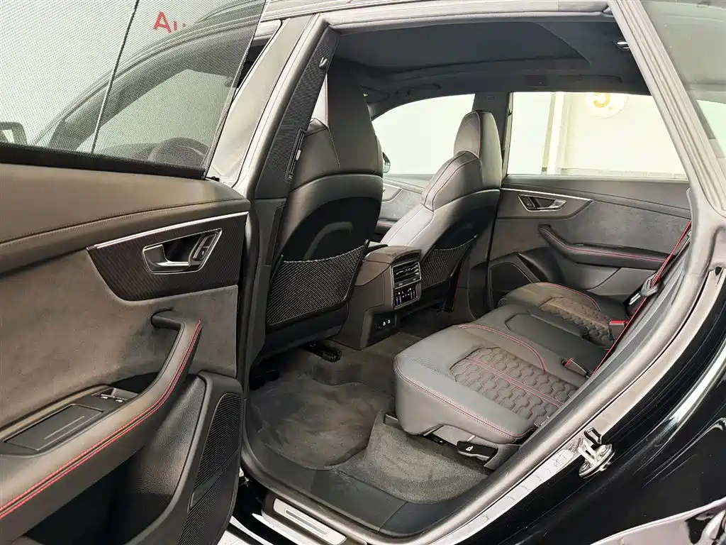 Audi RS Q8, фото 13