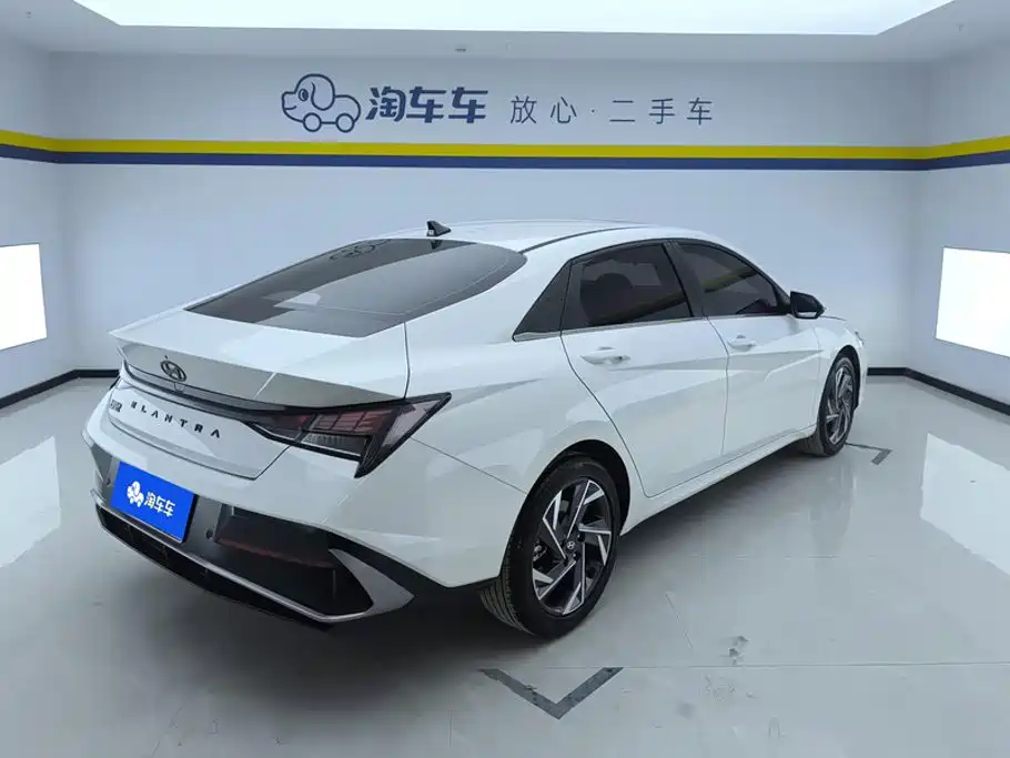 Hyundai Elantra, фото 9