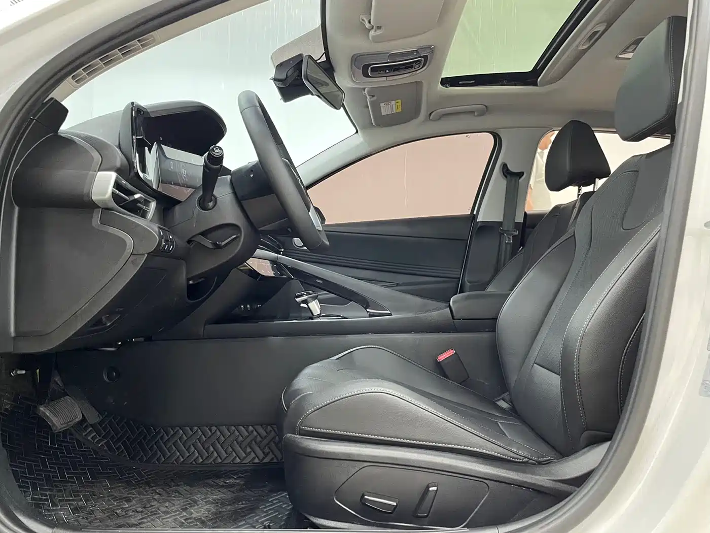 Hyundai Elantra, фото 17