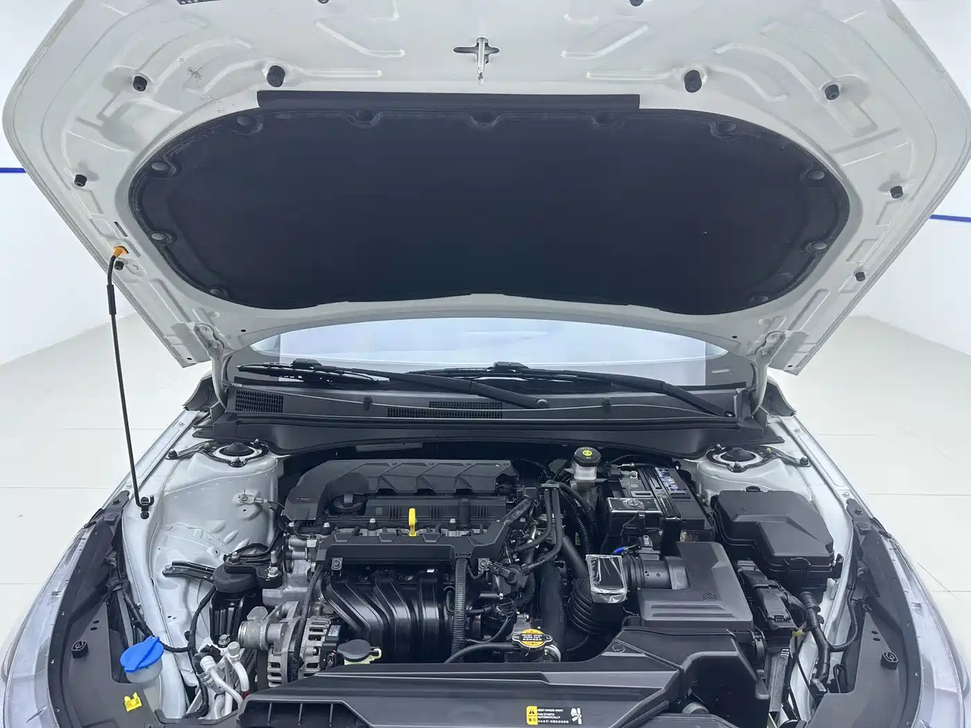 Hyundai Elantra, фото 17