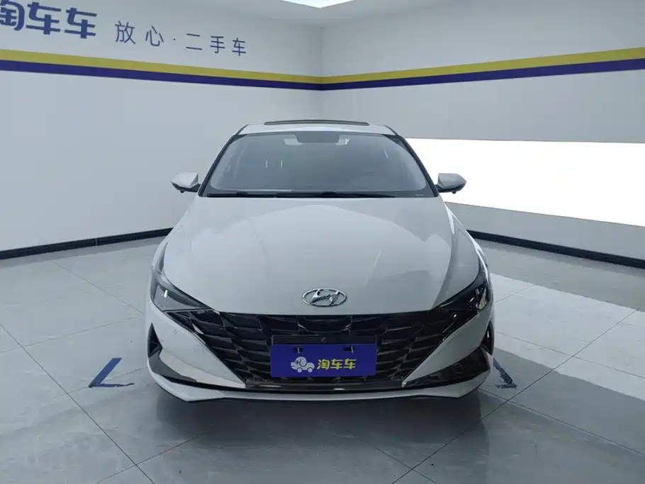 Hyundai Elantra, фото 2